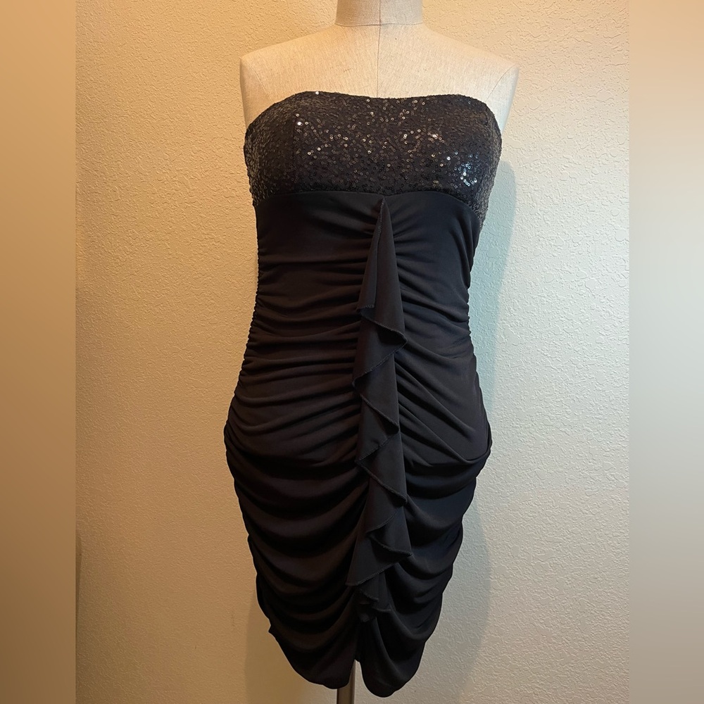 Black Cocktail dress - LBD